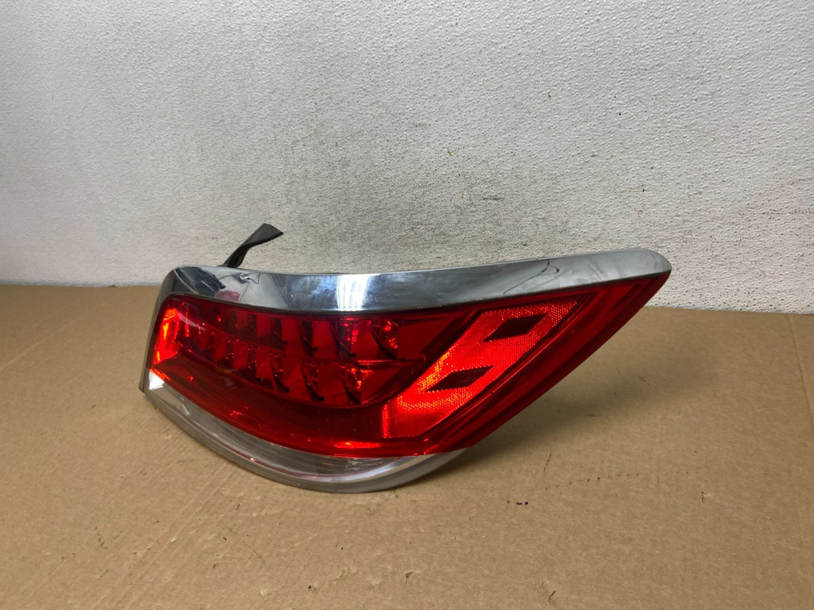 2010 to 2013 Buick Lacrosse Right Passenger RH Side Tail Light AF7330 DW1