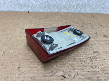 1993 to 1994 Volvo 850 SEDAN Left Driver Side Tail Light Inner Z30105