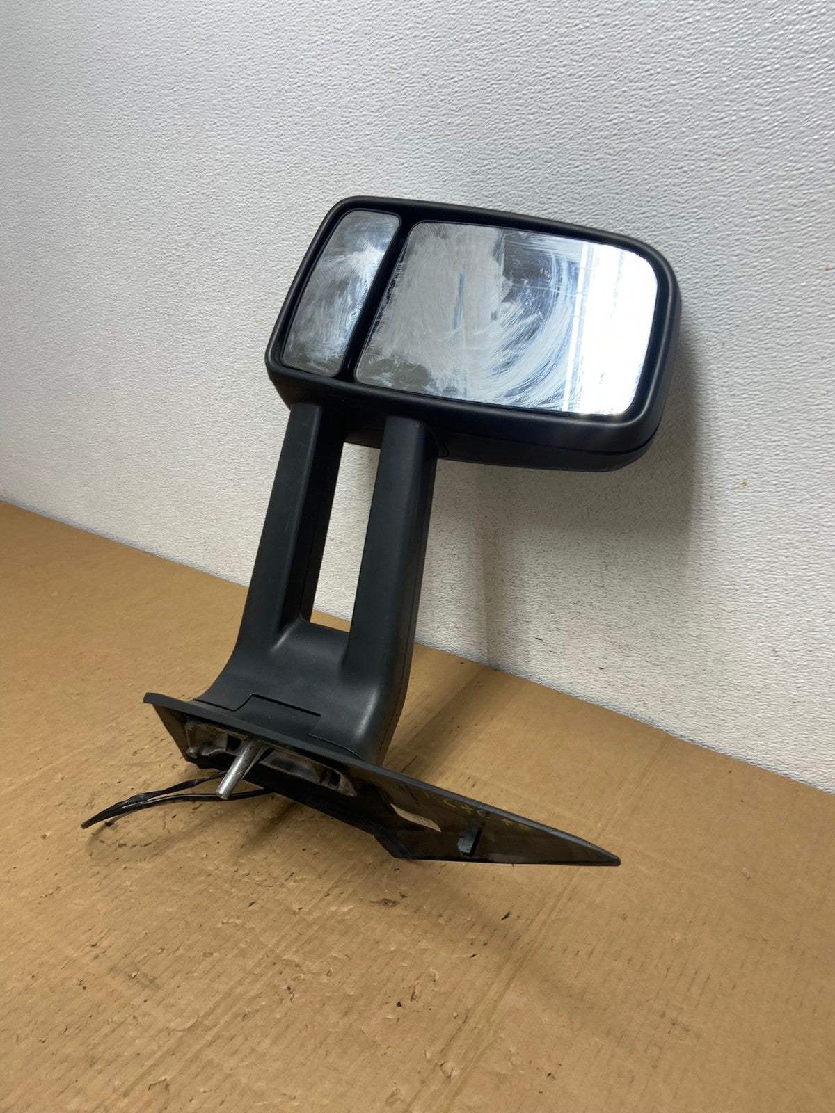 2007 to 2018 Mercedes-Benz Sprinter Left Driver Side View Door Mirror W9017 DW6