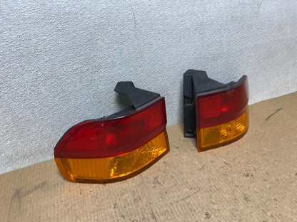 2002 2003 2004 Honda Odyssey Left+Right Side Tail Lights W5468 DW2