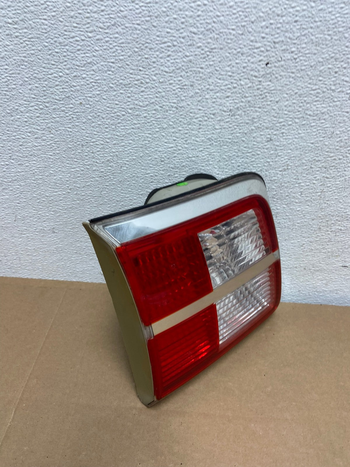2007 to 2010 Saturn Outlook Left Driver LH Inner Tail Light OEM AC5557 LK2