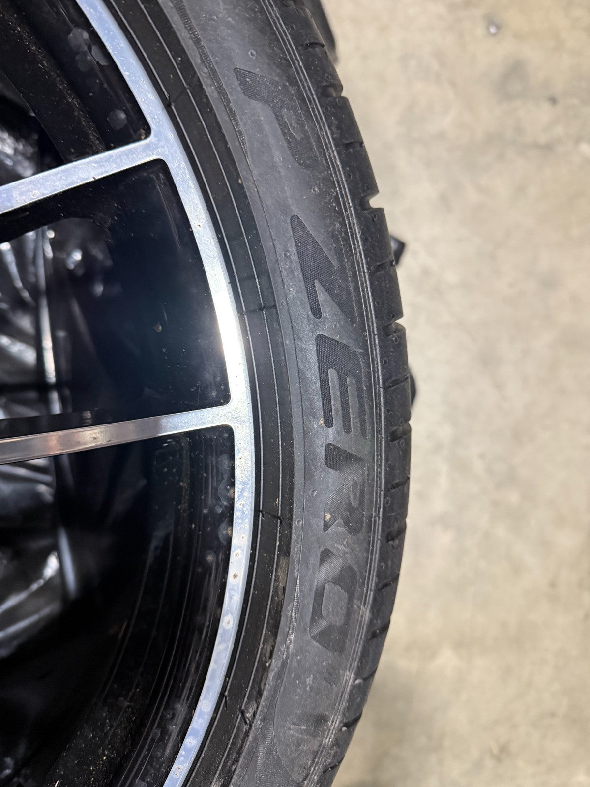 Porsche 911 992 Turbo Sport 4 11.5Jx21 4xWheels Rims 992601025AA Center Lock OEM13