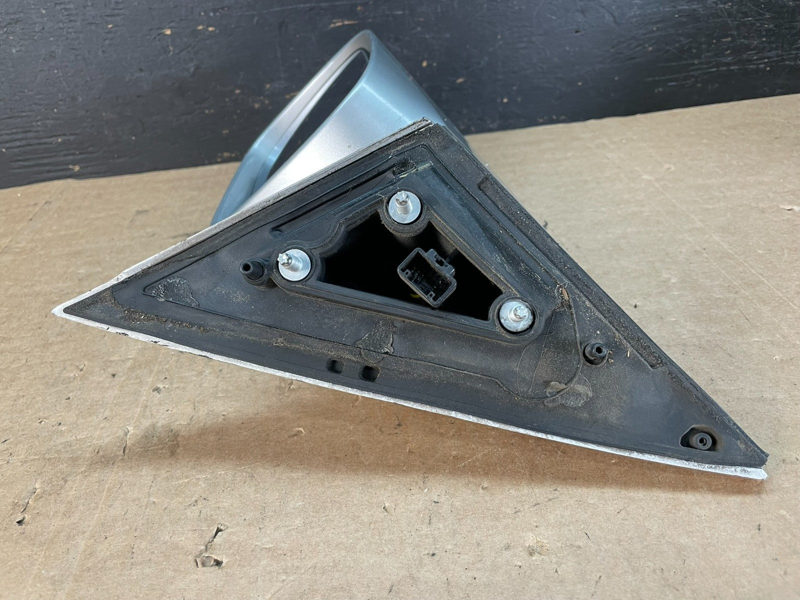 2005-2010 Toyota Avalon Right Passenger View Door Mirror AE8546 DW4