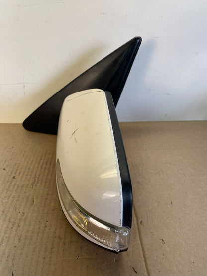 2011 - 2015 Kia Sorento Left Driver Lh Side Door Mirror Turn Signal AH62539