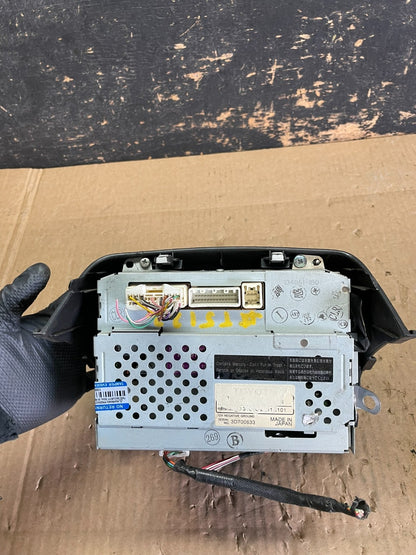2004 to 2005 Toyota Prius Radio Stereo Receiver Screen Display OEM AB31176