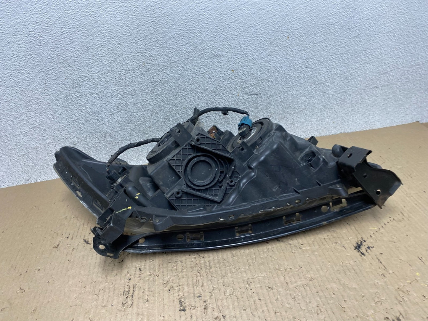 2011 to 2013 Honda Odyssey Front Left Driver LH Headlight Halogen AF7122 DW8
