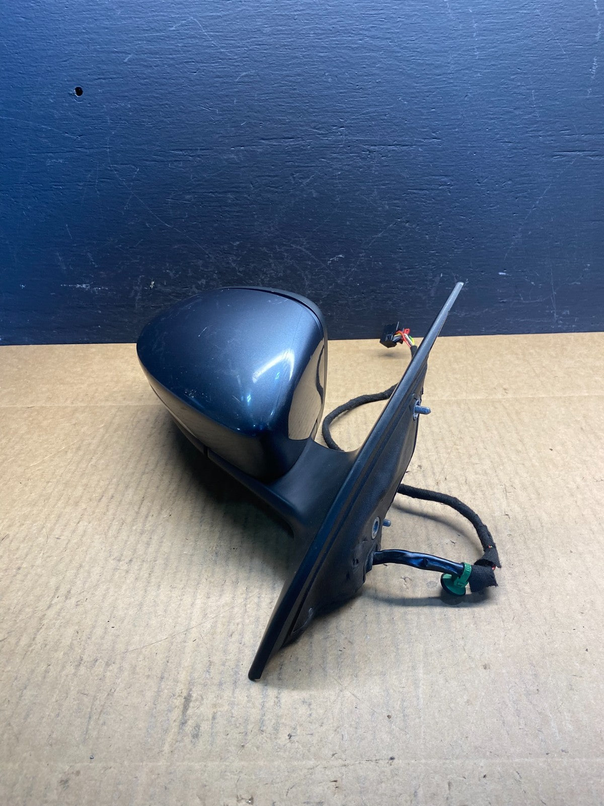 2009 to 2012 Volkswagen CC Right Passenger Power Door View Mirror OEM AC2834 DW2