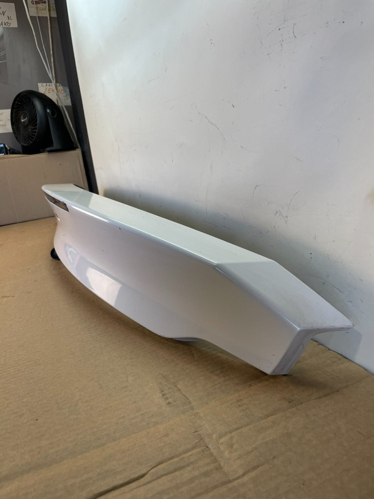2013 to 2020 Lincoln MKZ Rear Trunk Lid Molding Panel W/Camera ag3177 DG1