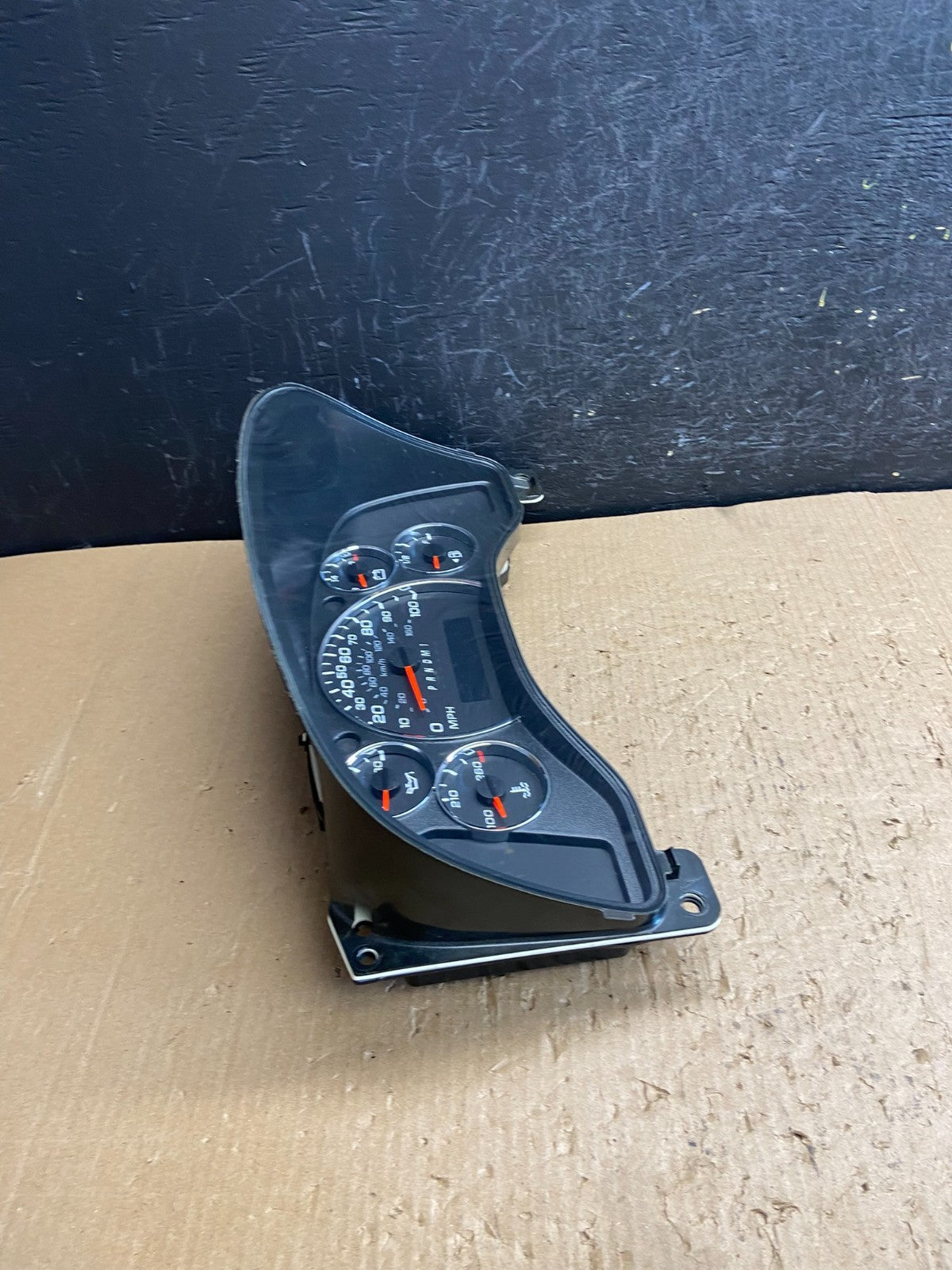 2013 2014 Chevrolet Express 1500 Speedometer Cluster Gauge AE4303 DG1