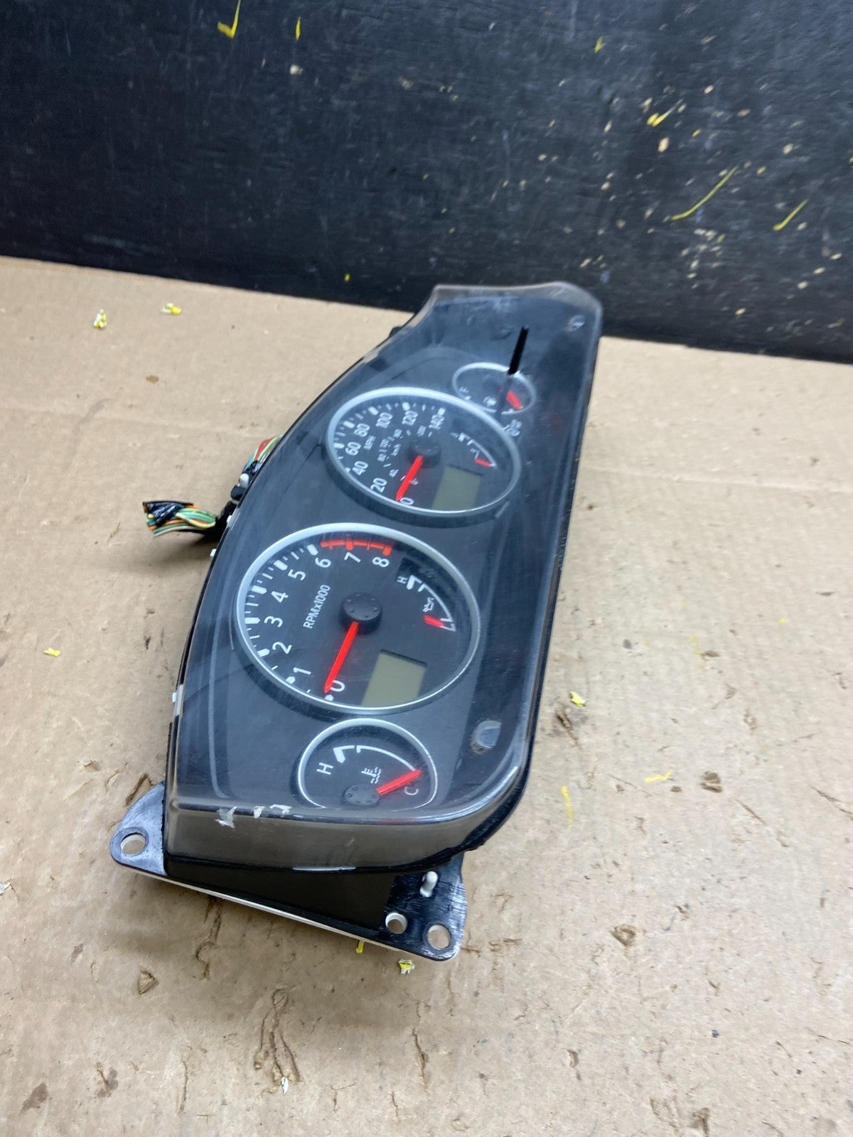 2005 to 2012 Nissan Pathfinder Frontier Xterra Speedometer Cluster Gauge U46871