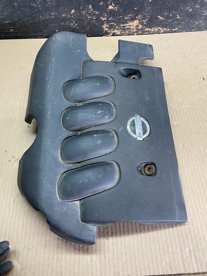 2007 to 2012 Nissan Versa Engine Motor Cover u7307 DG3