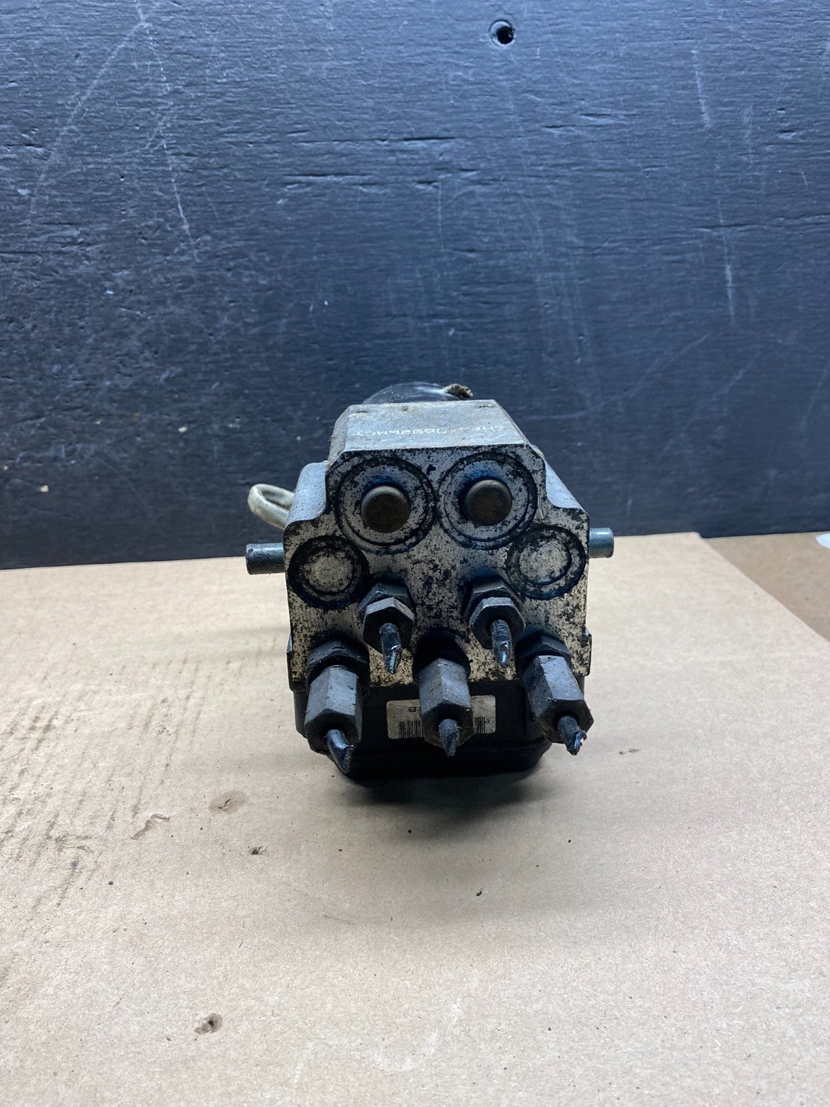 2004 2007 Ford E250 E350 Econoline Anti-Lock ABS Antilock Brake Pump AG3647 DG5
