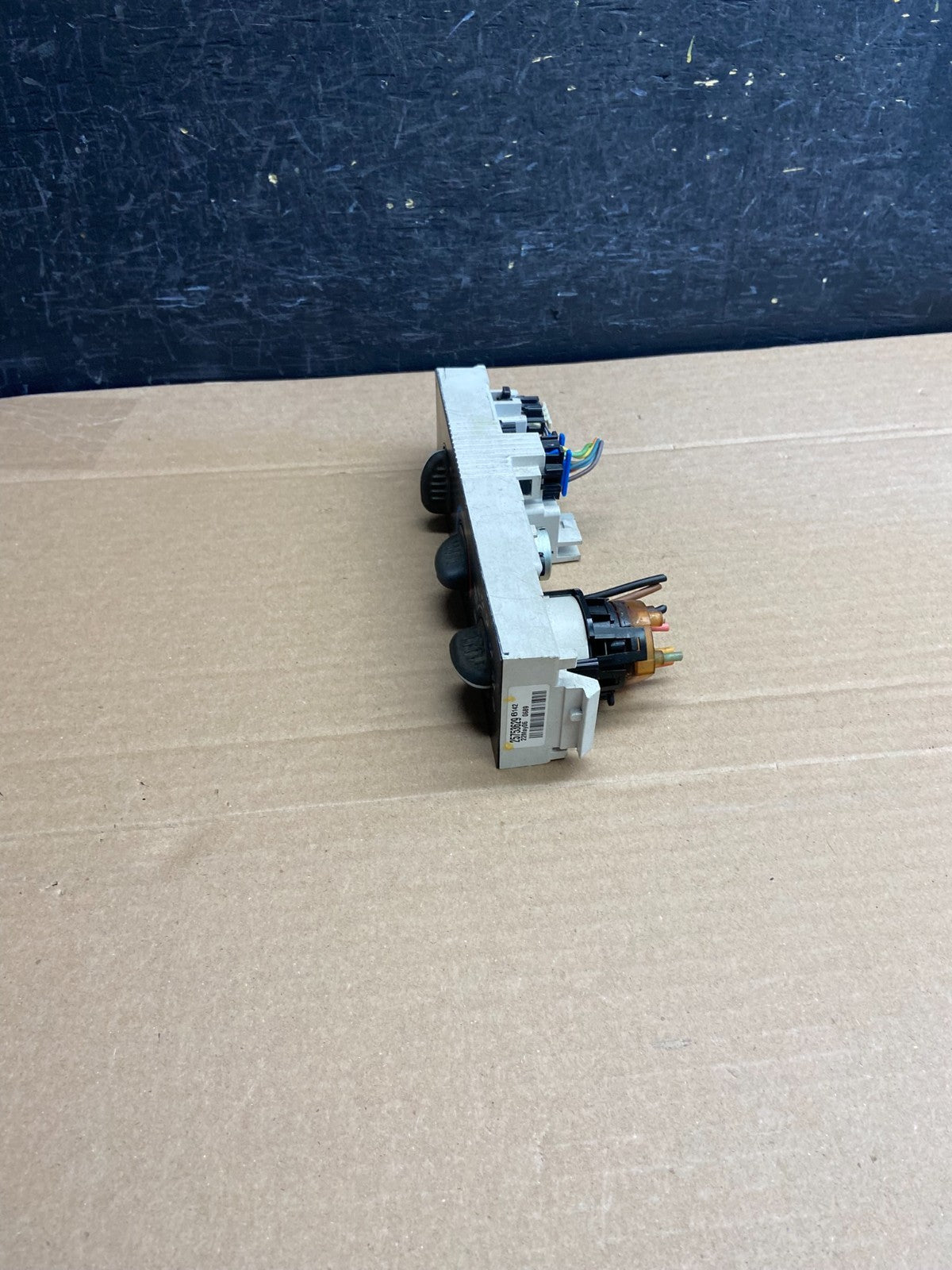 2001 - 2007 GMC Chevrolet Express 1500 Climate Control A/C AG0467 DG2