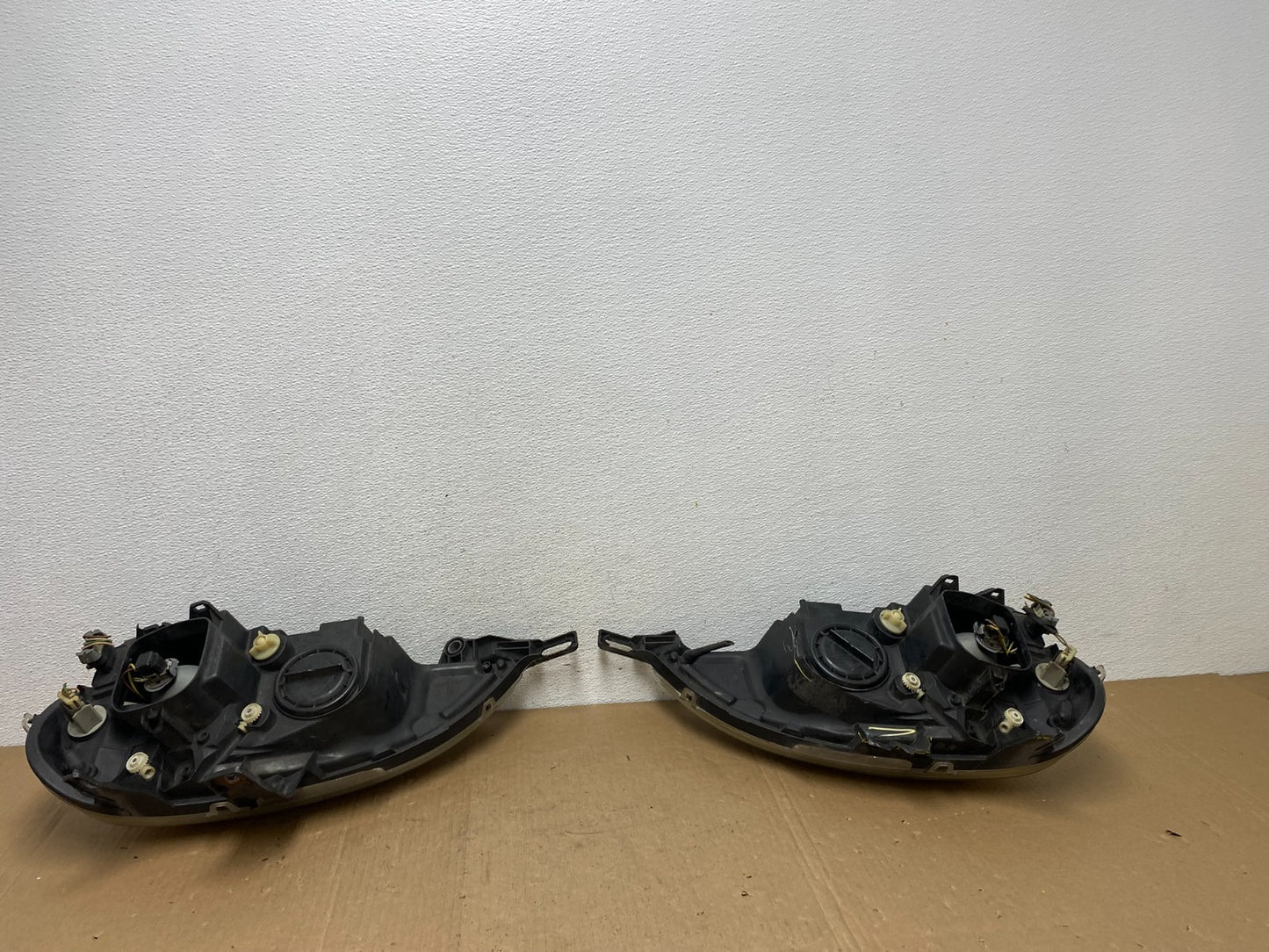2002 - 2005 Mercedes ML ML350 ML500 Left+Right Side Halogen Headlights AC5785 DW14