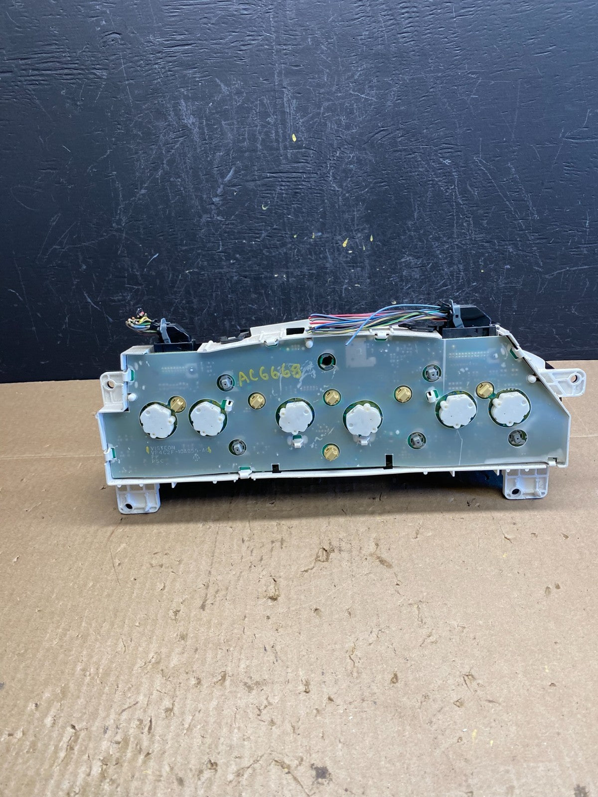 2006 Ford E350 Gauge Speedometer Cluster AC6668 DG4