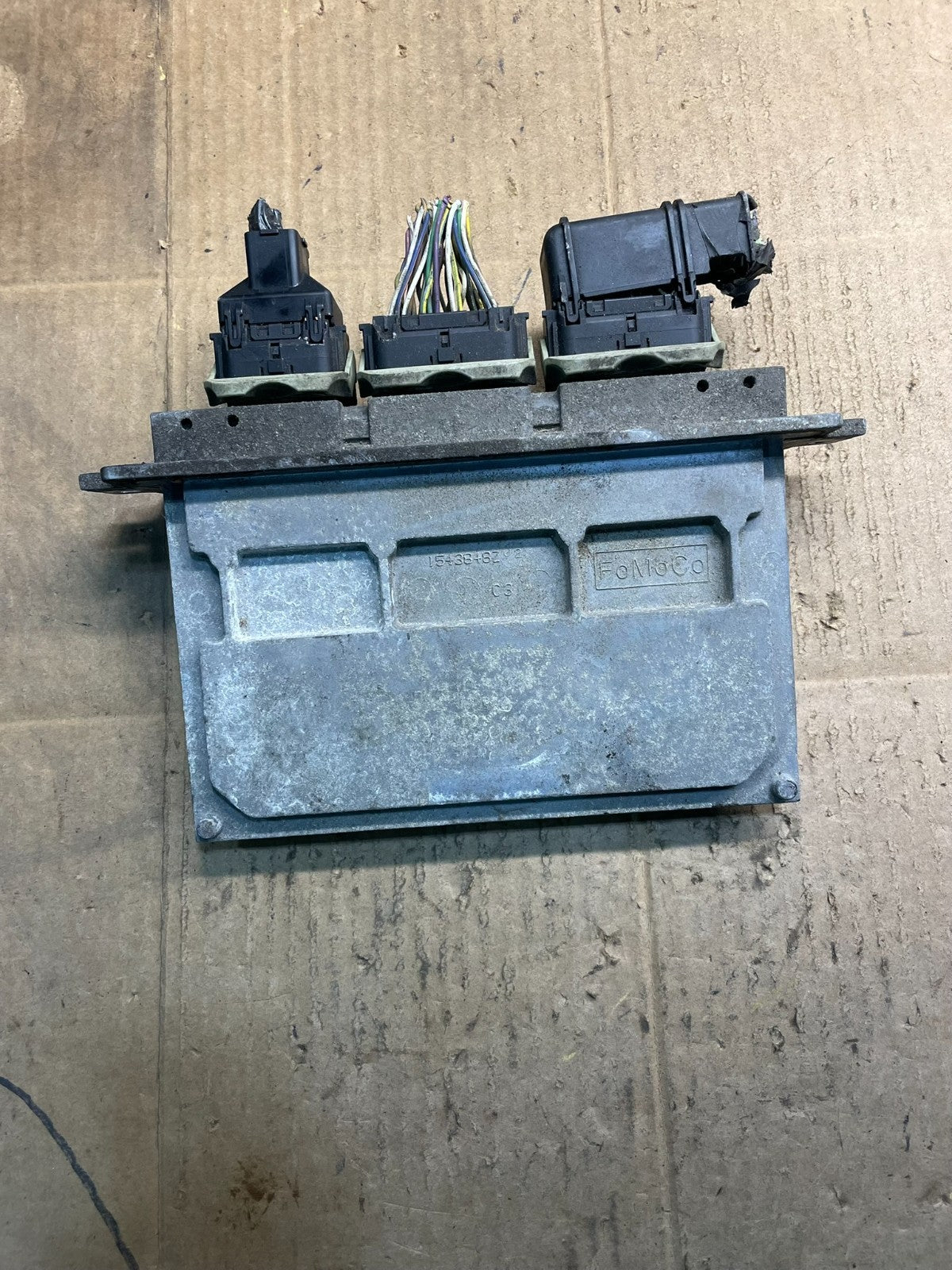 2011 2012 Ford Van E350 6.8L Engine Control Module Unit ECU y7354 DG3