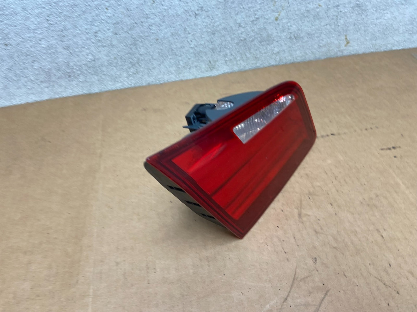 2011-2013 BMW 5 F10 Rear Left Driver LH Trunk Inner Tail Light OEM R3438 DW2