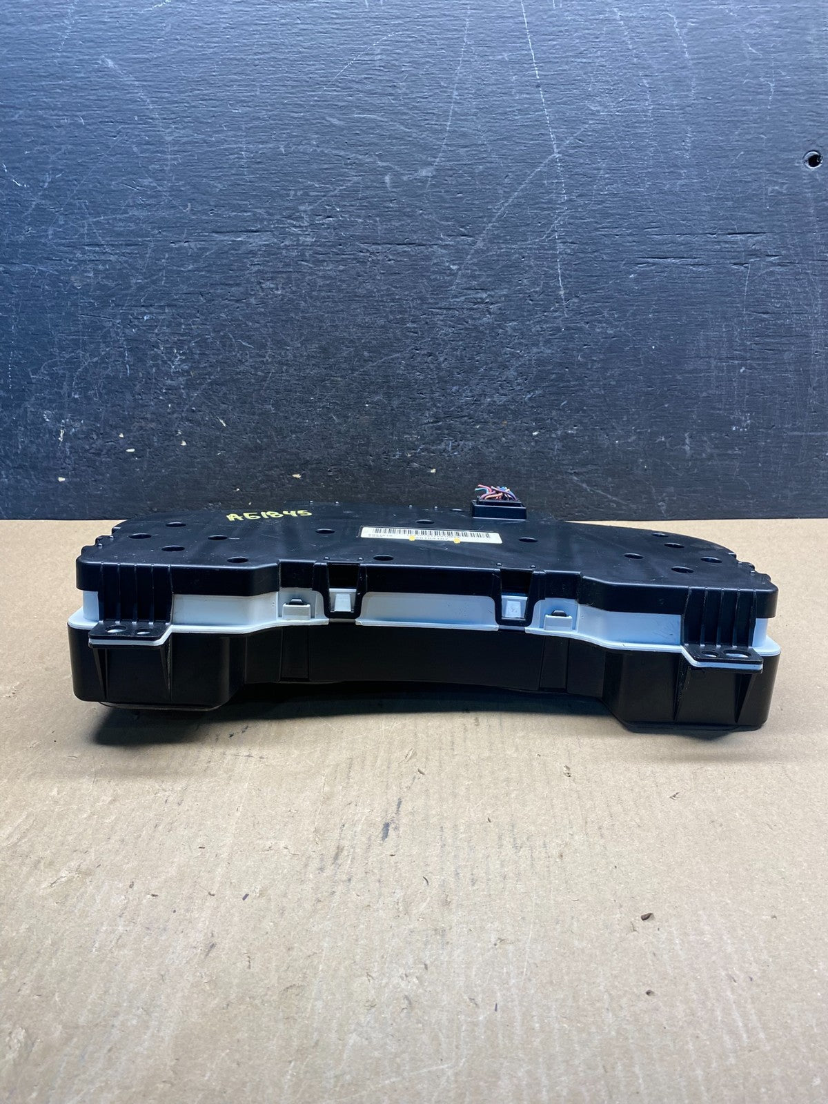 2007 to 2013 Chevrolet Silverado Suburban Cluster Gauge Speedometer AG1845 DG4