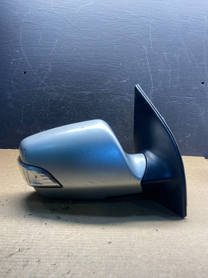 2011 to 2014 Kia Sedona Right Passenger RH Side Door Mirror AD9922 DW0