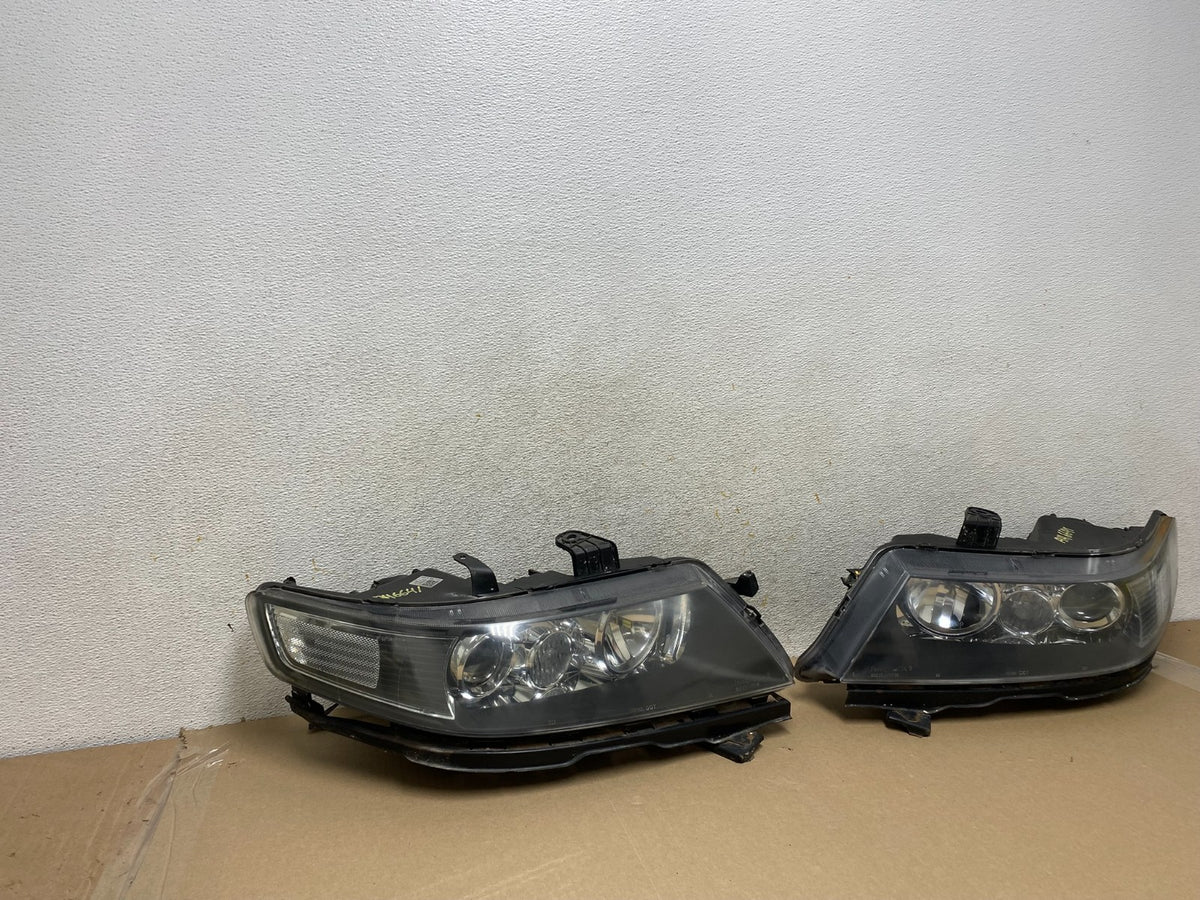 2004 to 2008 Acura TSX Left+Right Side Xenon HID Headlights AH6641 DW1