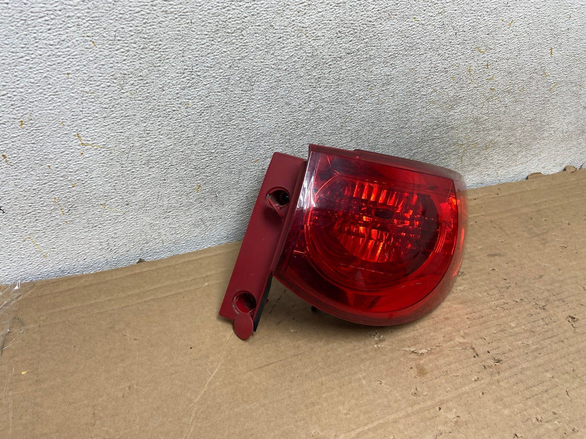 2009 2010 2011 2012 Chevrolet Traverse Right Passenger Tail Light AH8978 LK1