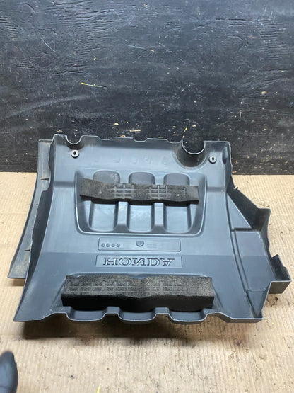 2005 to 2007 Honda Odyssey Black Engine Cover T9892 DG5