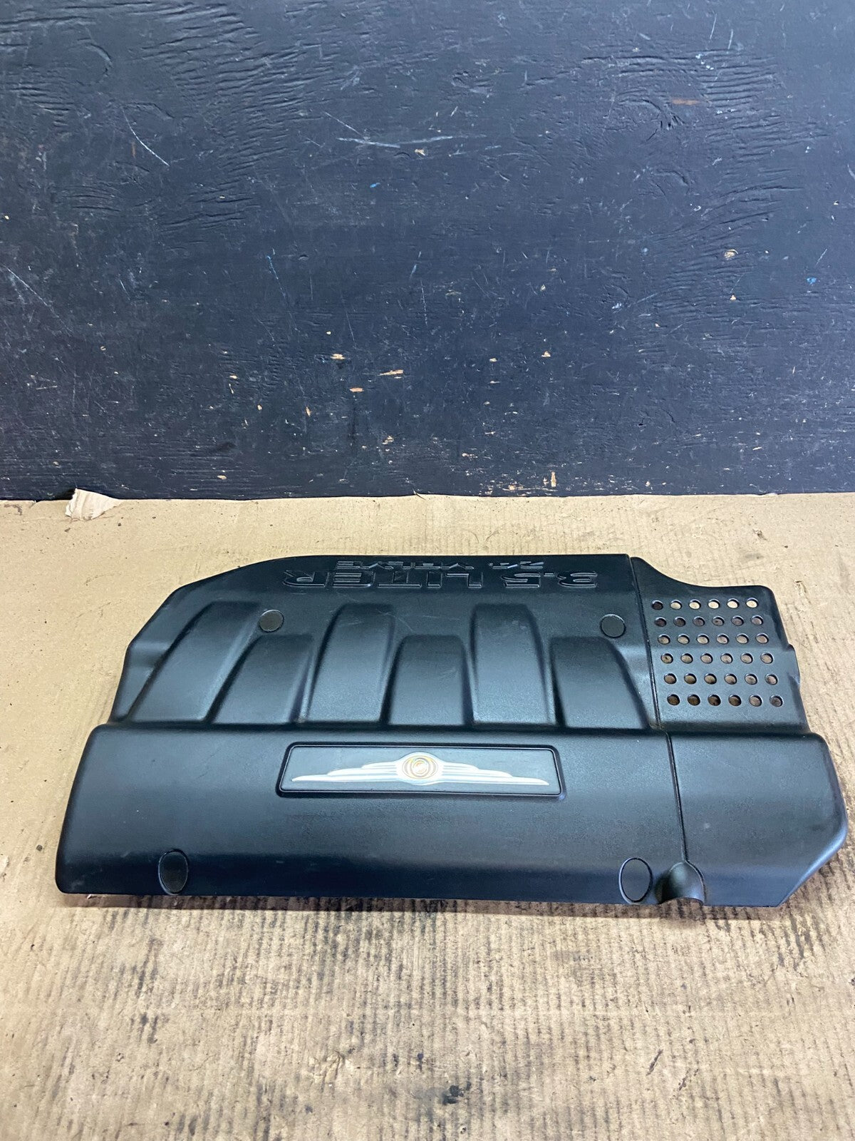 2004 2005 2006 Chrysler Pacifica 3.5L Engine Cover Motor o0899 DG1