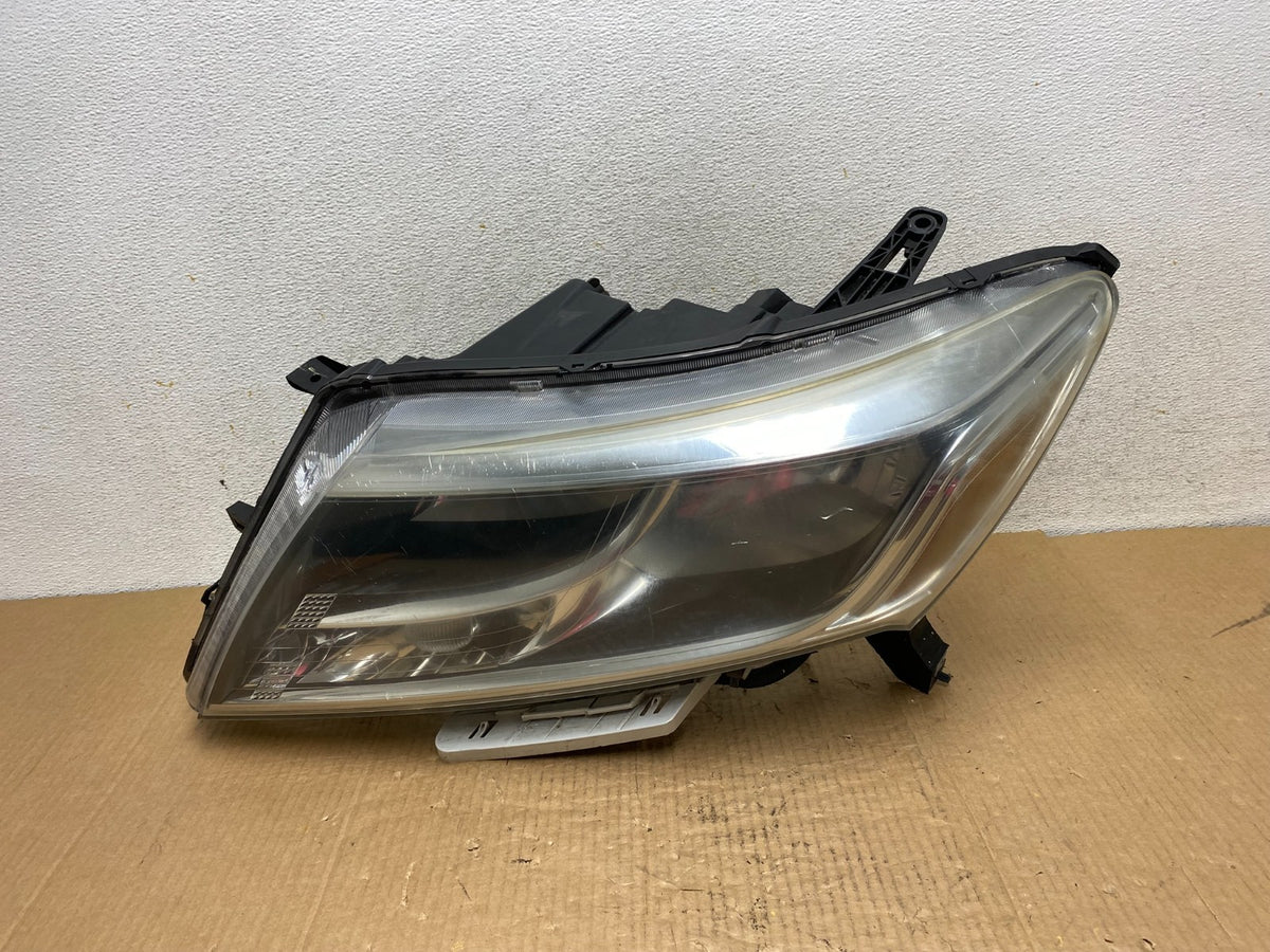 2013 to 2016 Nissan Pathfinder Left Driver LH Side Headlight Halogen AI67160