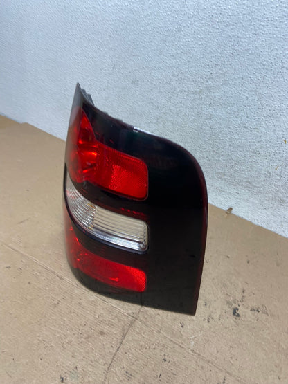 2006 to 2010 Ford Explorer Right Passenger Side Tail light AF5089 LK1