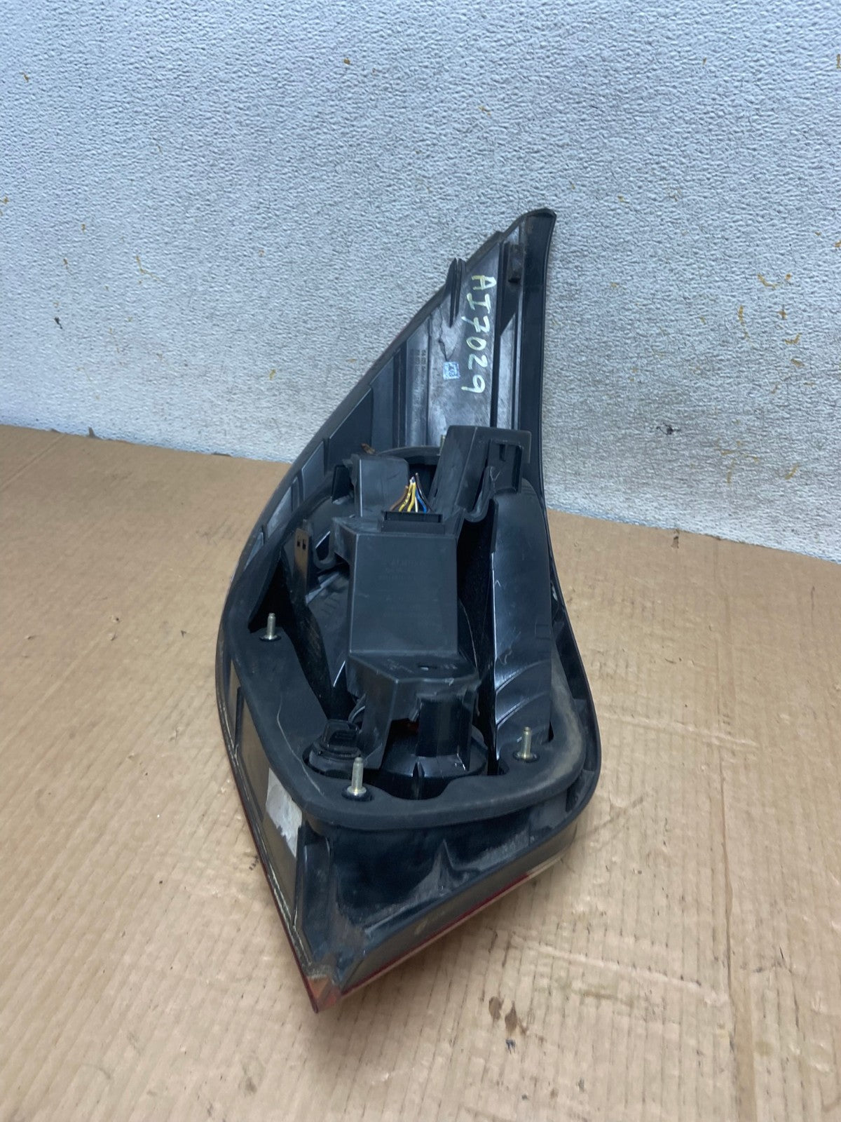 2004 - 2007 BMW 5 Series E60 Right Passenger RH Side Tail Light AI7029 LK5