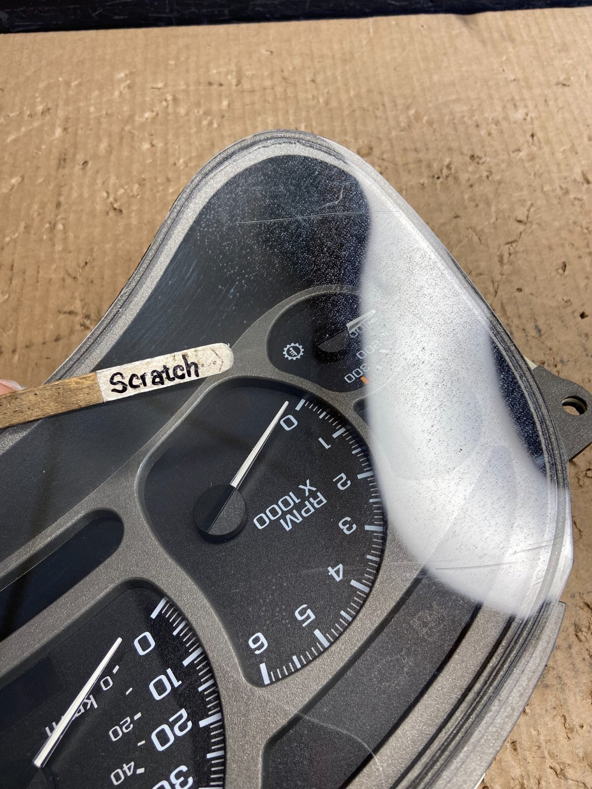2003 to 2005 Chevrolet Yukon XL Cluster Gauge Speedometer AF1586 DG3