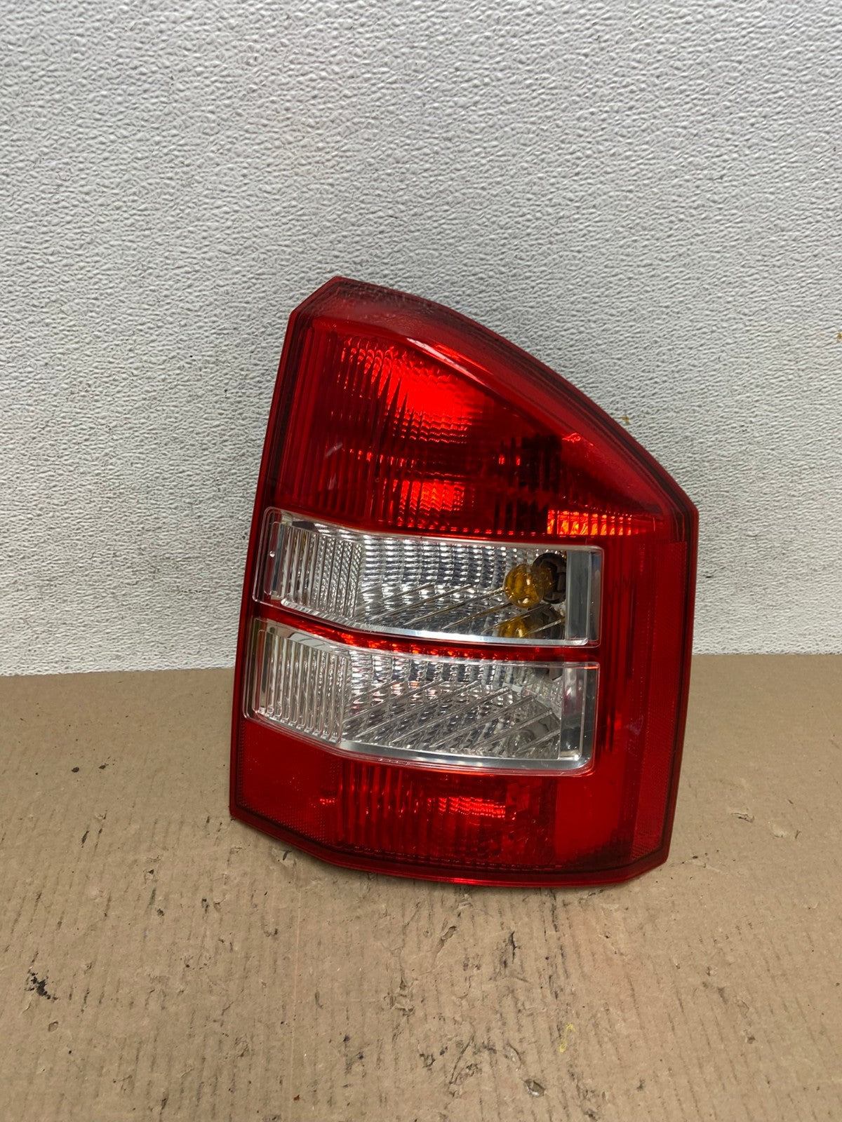 2007 2008 2009 2010 Jeep Compass Right Passenger Rh Tail Light AF5912 LK0