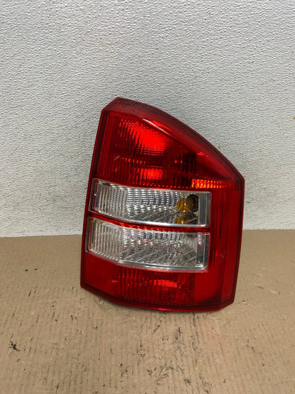 2007 2008 2009 2010 Jeep Compass Right Passenger Rh Tail Light AF5912 LK0