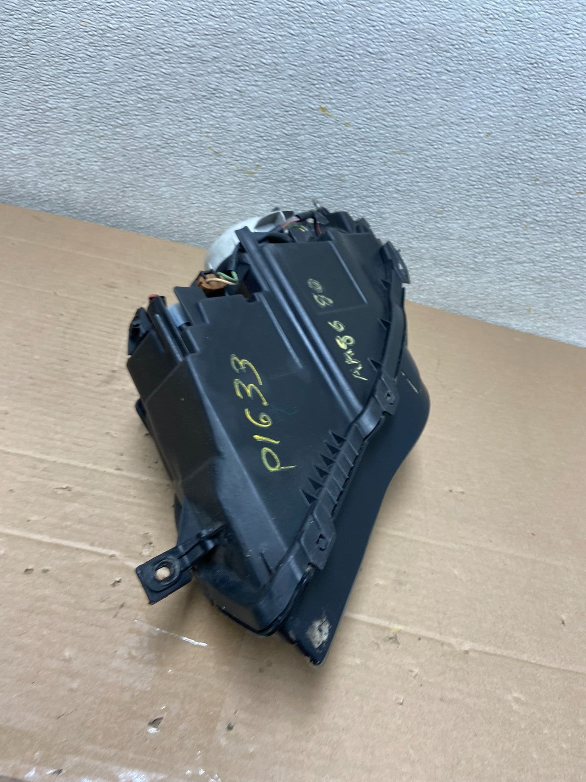 2006 to 2007 Subaru Legacy Right Passenger RH Side Black Headlight Oem AA8680 DW9