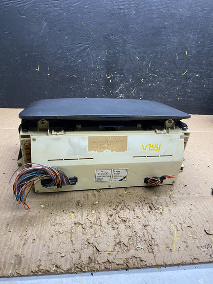1990-1992 Jaguar XJ40 XJ6 Instrument Cluster Gauge Speedometer V7551 DG5