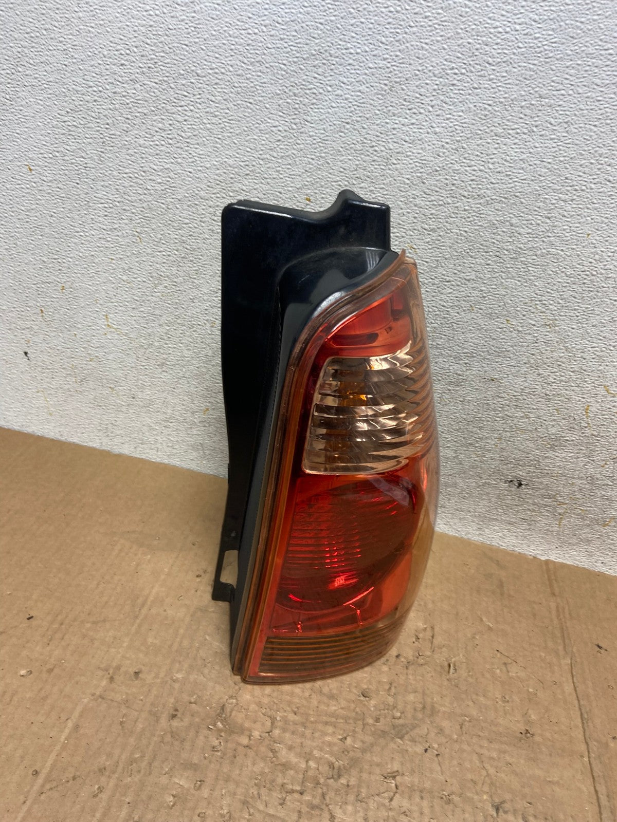 2003 2004 2005 Toyota 4Runner Right Passenger RH Side Tail Light DEPO AI5656 LK2