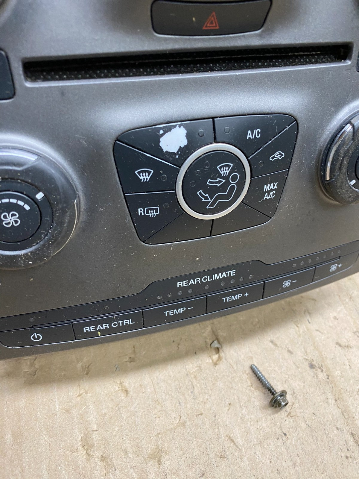 2011 to 2014 Ford Explorer Radio Climate Control Trim Bezel Panel Oem AB9023 DG3
