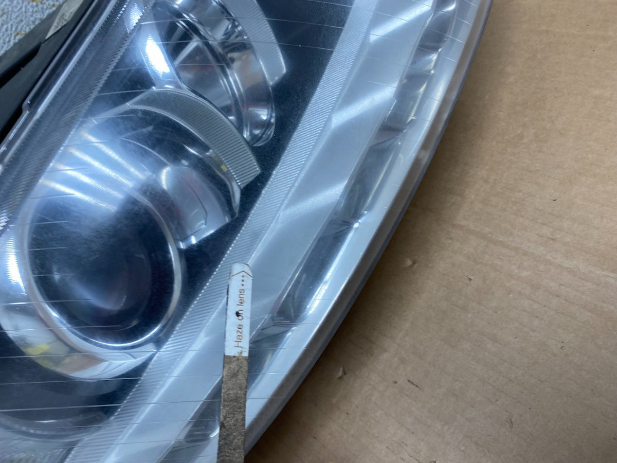 2009-2011 Audi A6 Right Passenger RH Side Headlight Xenon HID AI8376 DW4