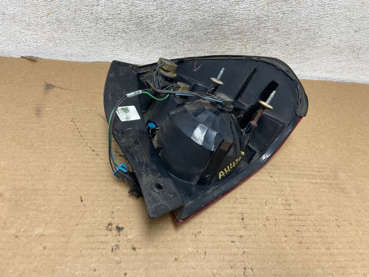 2004 to 2008 Chevrolet Malibu Left Driver Lh Side Tail Light AH4203 LK6