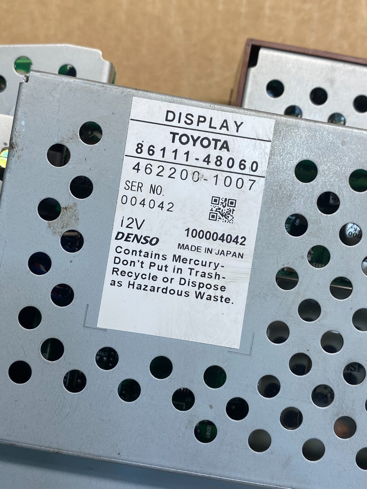 2004 to 2007 Toyota Highlander Climate Control Screen Radio Bezel AG7346 DG7