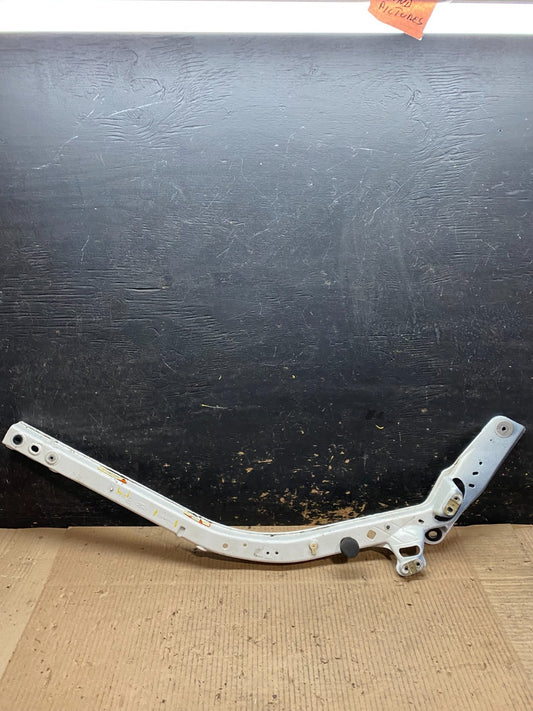 2020 to 2023 Ford Explorer Left Driver LH Upper Tic Bar Oem W5996 DG0