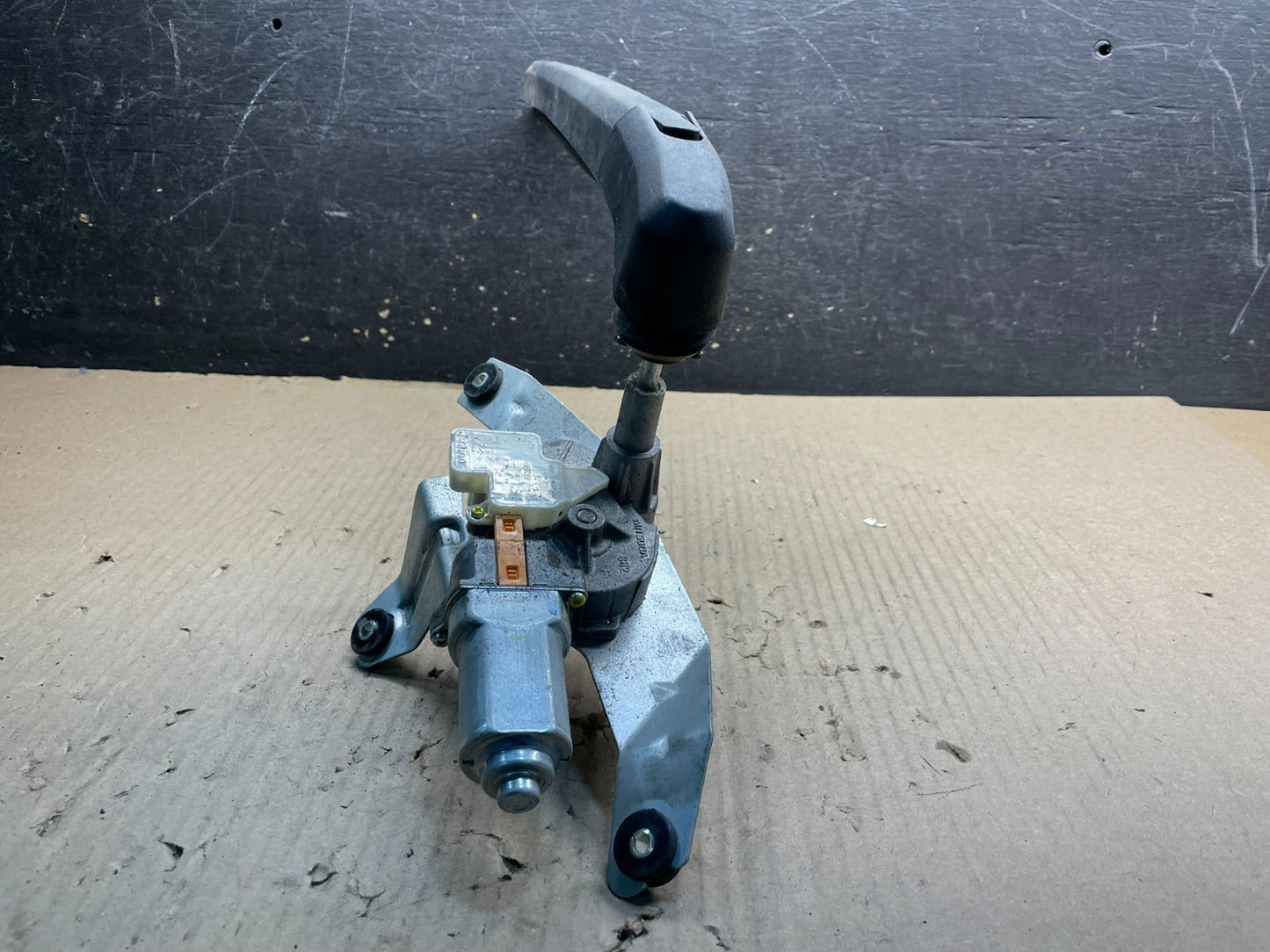 2010-2017 Chevrolet Equinox Rear Glass Windshield Wiper Motor X0521 DG4