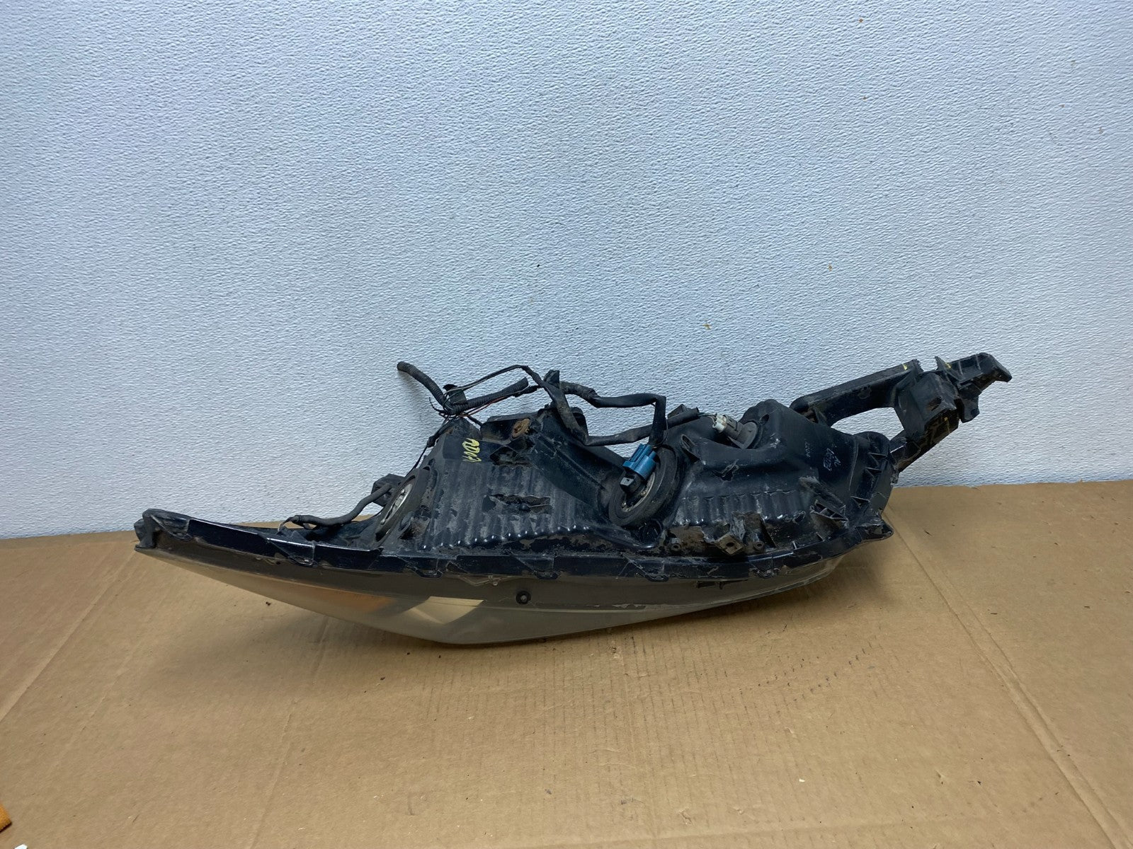 2008 to 2012 Honda Accord Sedan Right Passenger RH Headlight AD0743 DW7