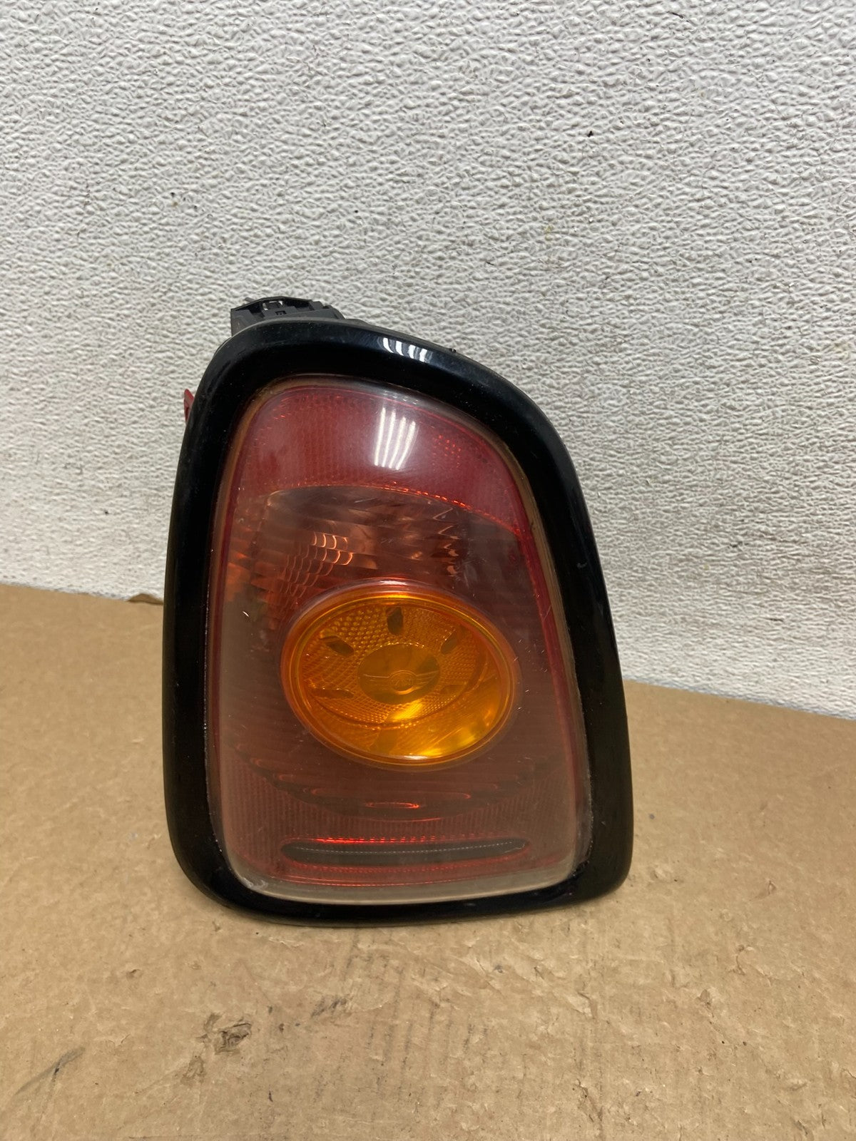 2007 2008 2009 2010 Mini Cooper Left Driver Lh Side tail light AF7957 GD0