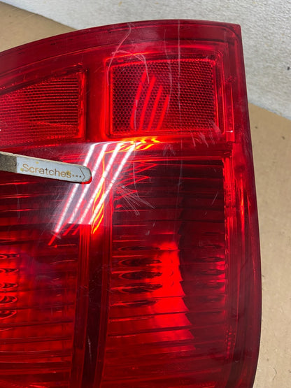 2003 to 2011 Lincoln Town Car Left Driver Lh Side Tail Light AI9268 LK3
