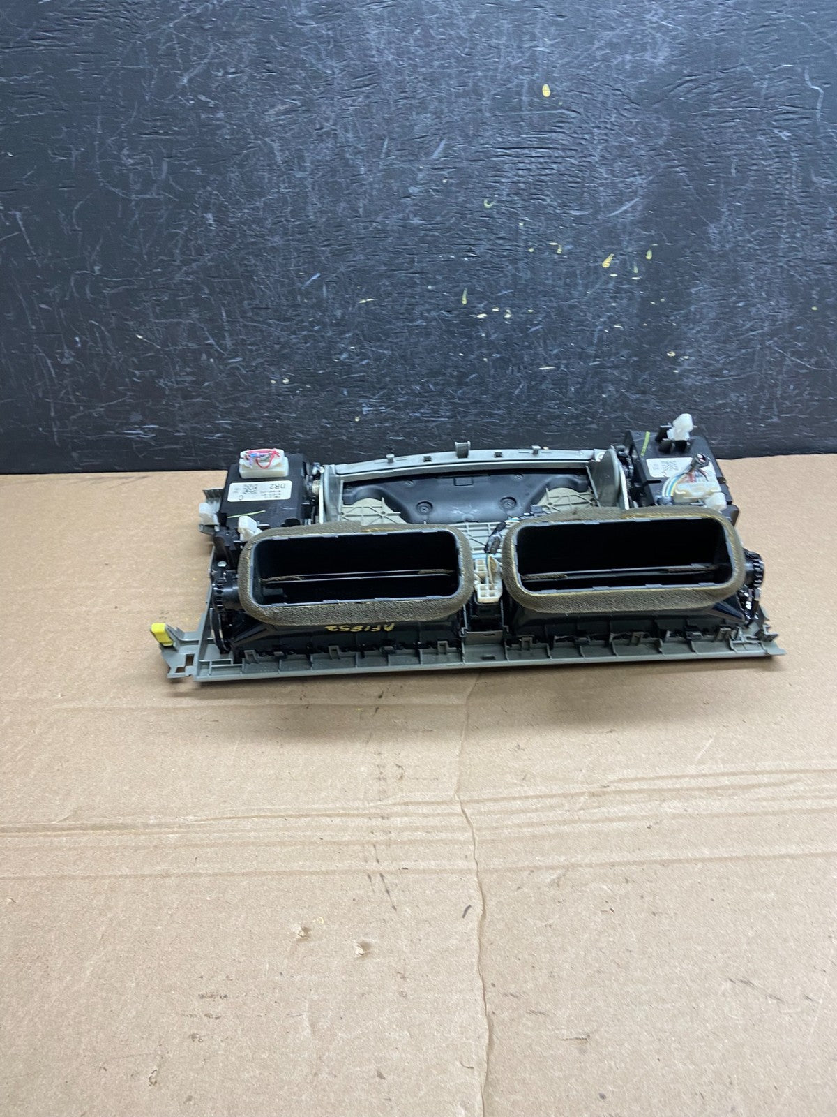 2005-2007 Toyota Avalon Climate Control A/C Heater Air Vent Panel Trim AF1852 DG4