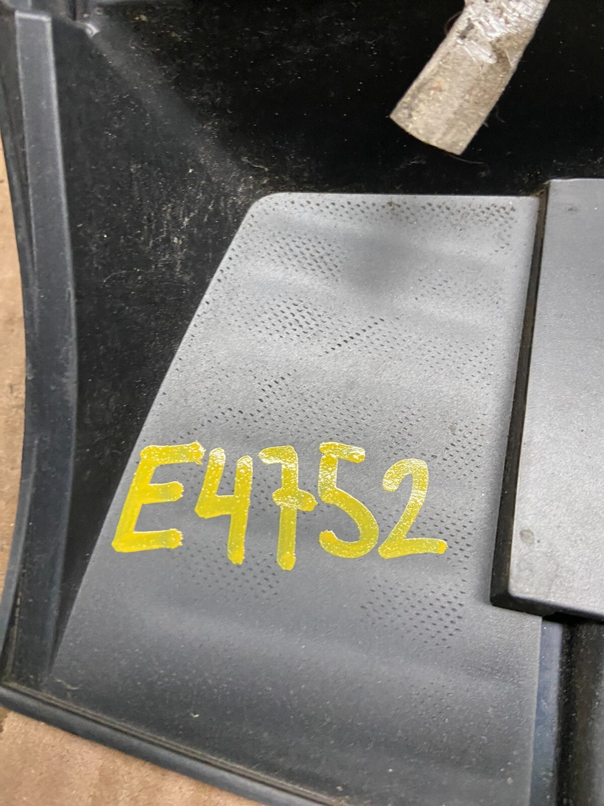 2007 to 2010 Jeep Compass Spoiler 3RD Third Break Light Rear E4752 DG113