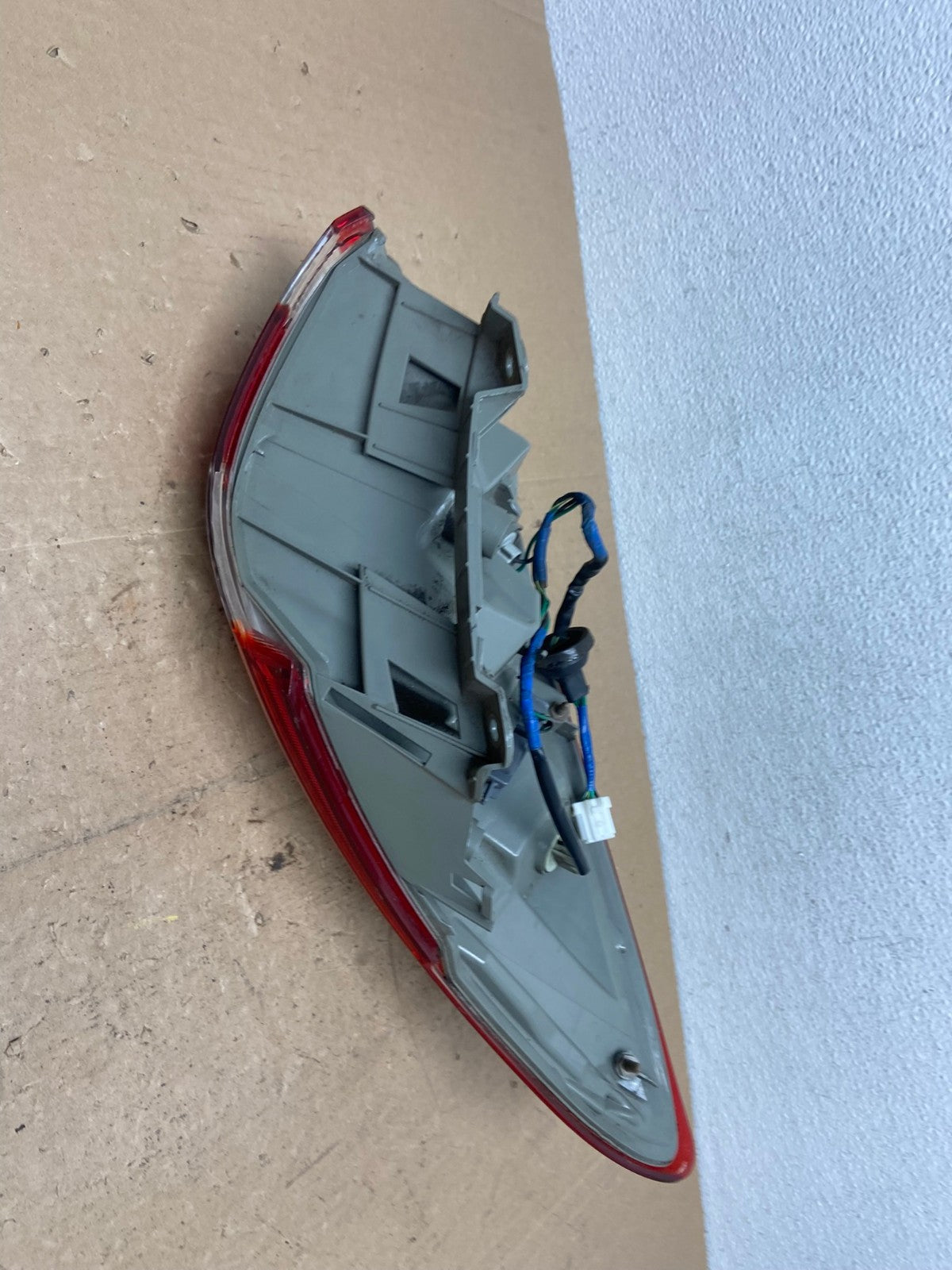 2011 - 2014 Nissan Murano Right Passenger Side RH Tail Light AC6037 LK4