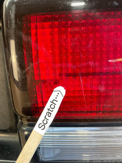 1992 1993 Chevrolet Cavalier Rear Trunk LID Center Tail Light AH0478 DG4