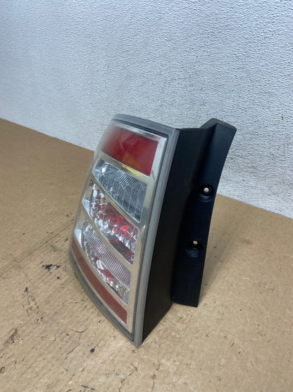 2007 to 2010 Ford Edge Tail light Left Driver Side AF9862 LK1
